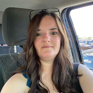 Meet your Posher, Joni